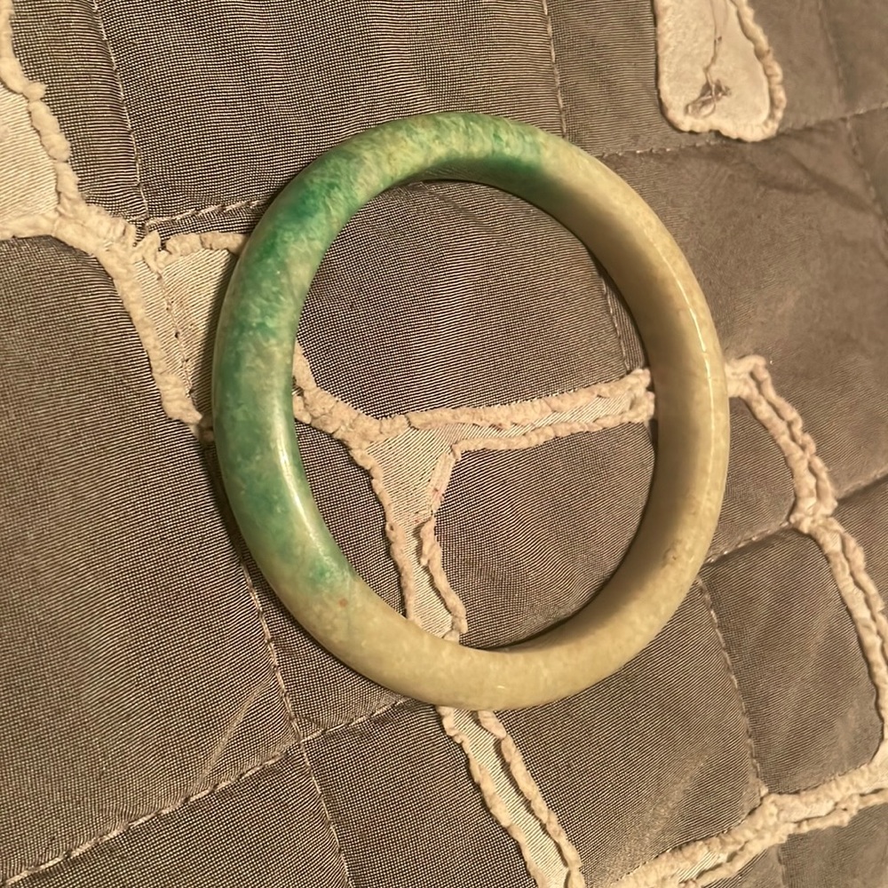 💚authentic Jade bangle 💚